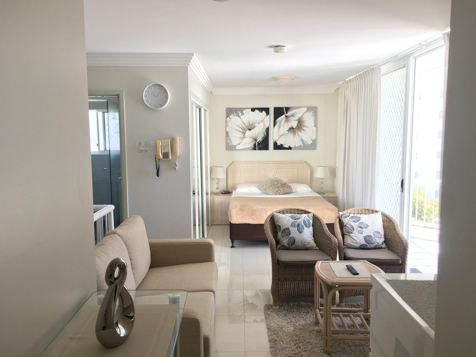 Aparthotel Santa Anne By The Sea Gold Coast